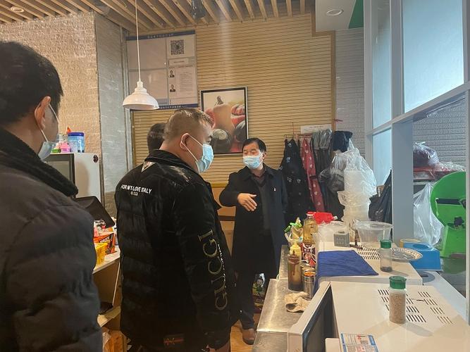 双桥校区管委会开展后勤服务单位安全专项检查 筑牢校园安全防线